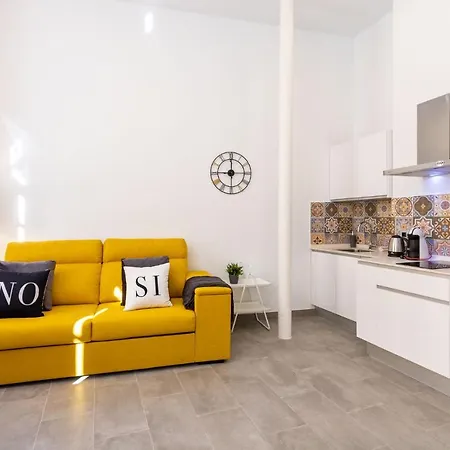 Nine O Clock San Agustin Appartement