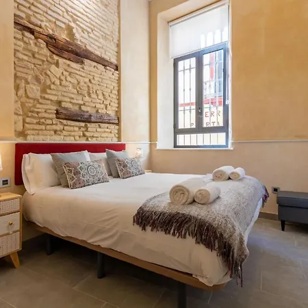 Nine O Clock San Agustin Appartement